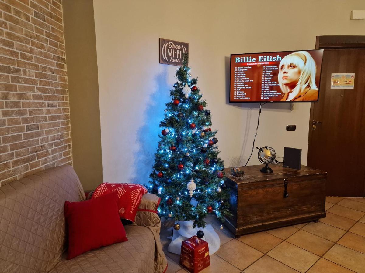 Beautiful Apartament On The Outskirts Of Rome Barbara Casa Vacanza Roma Portuense Exterior photo